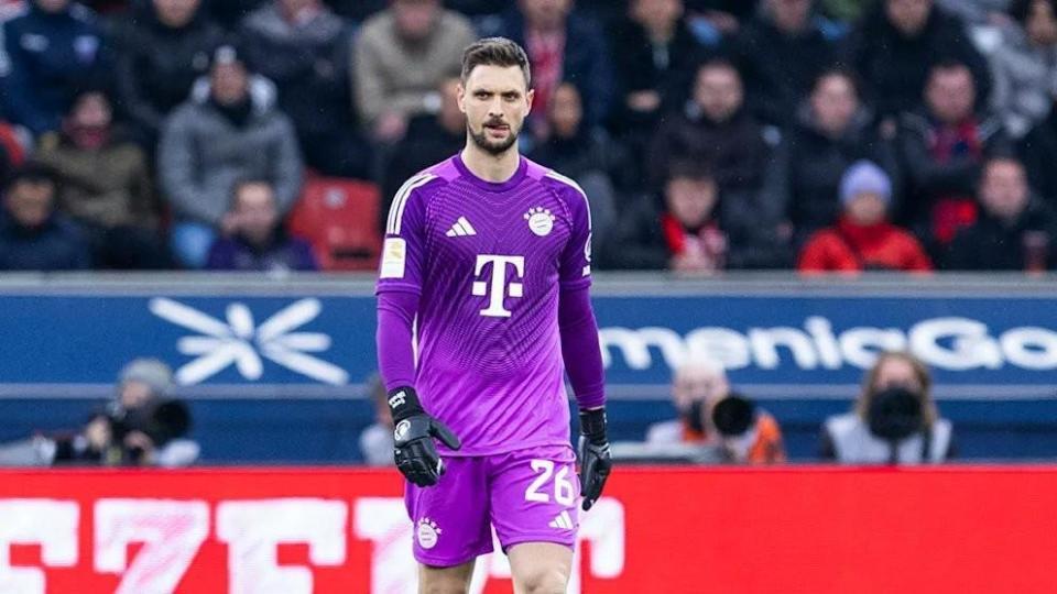 开云官网-团灭！拜仁一线队3门将加二队门将全部受伤 16岁天才或出战欧冠